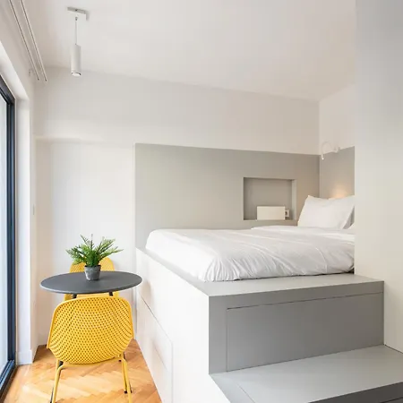 Apartment Mixt By Zoia Living