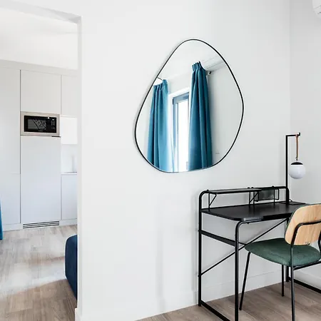 Apartment Mixt By Zoia Living *